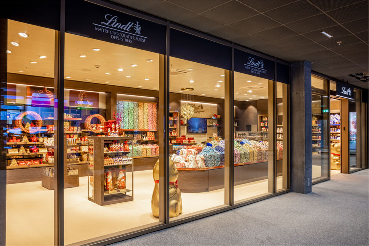 Visit the Lindt shop at the Grindelwald Terminal of the Eiger Express